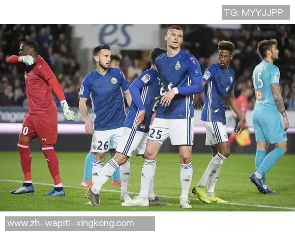 欧协联3-1制胜 法甲第七豪门斯特拉斯堡四连胜领跑小组稳进淘汰赛